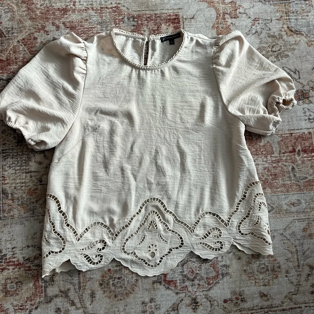 Adrianna Papell Cream Puff Sleeve Top - Picture 2 of 6